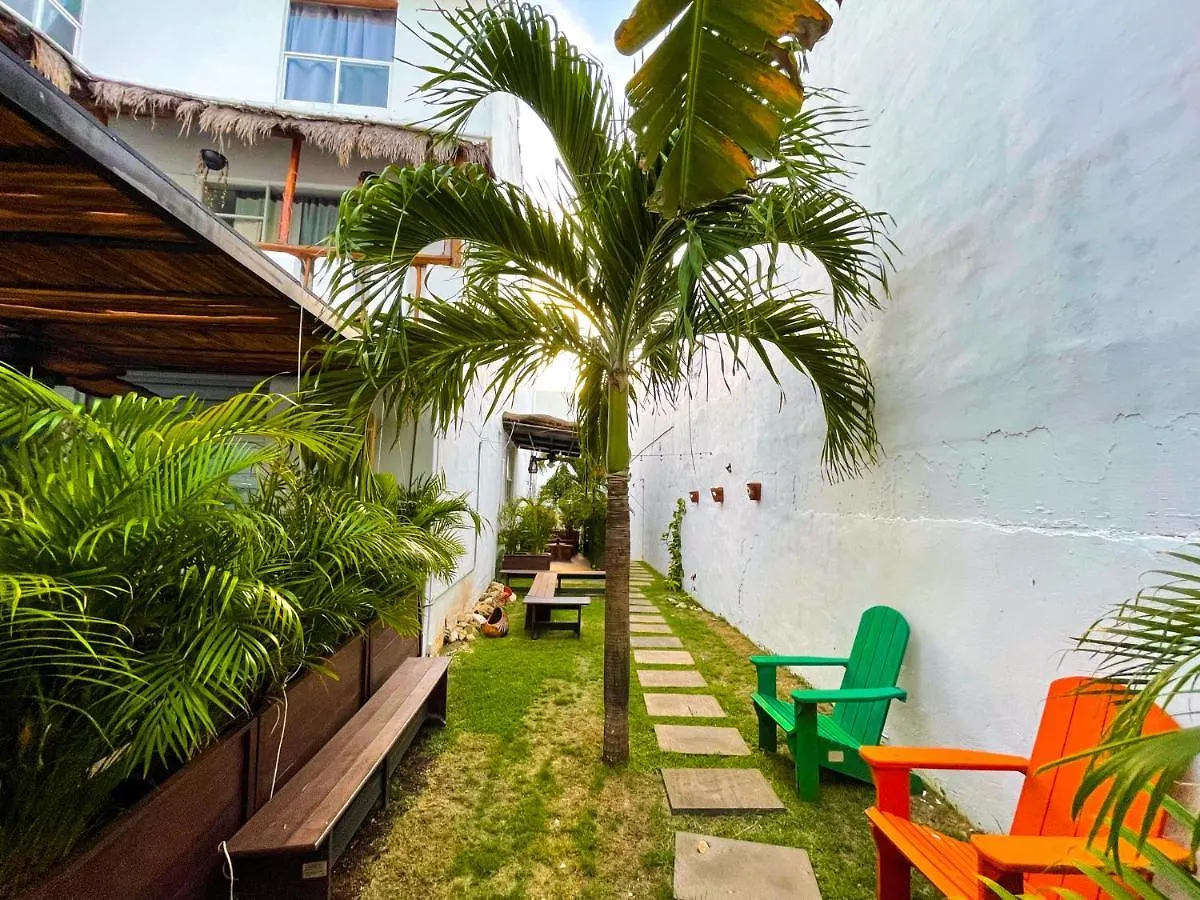 Simply Comfort Stylish Las Palmas Apartments With Pool Playa del Carmen