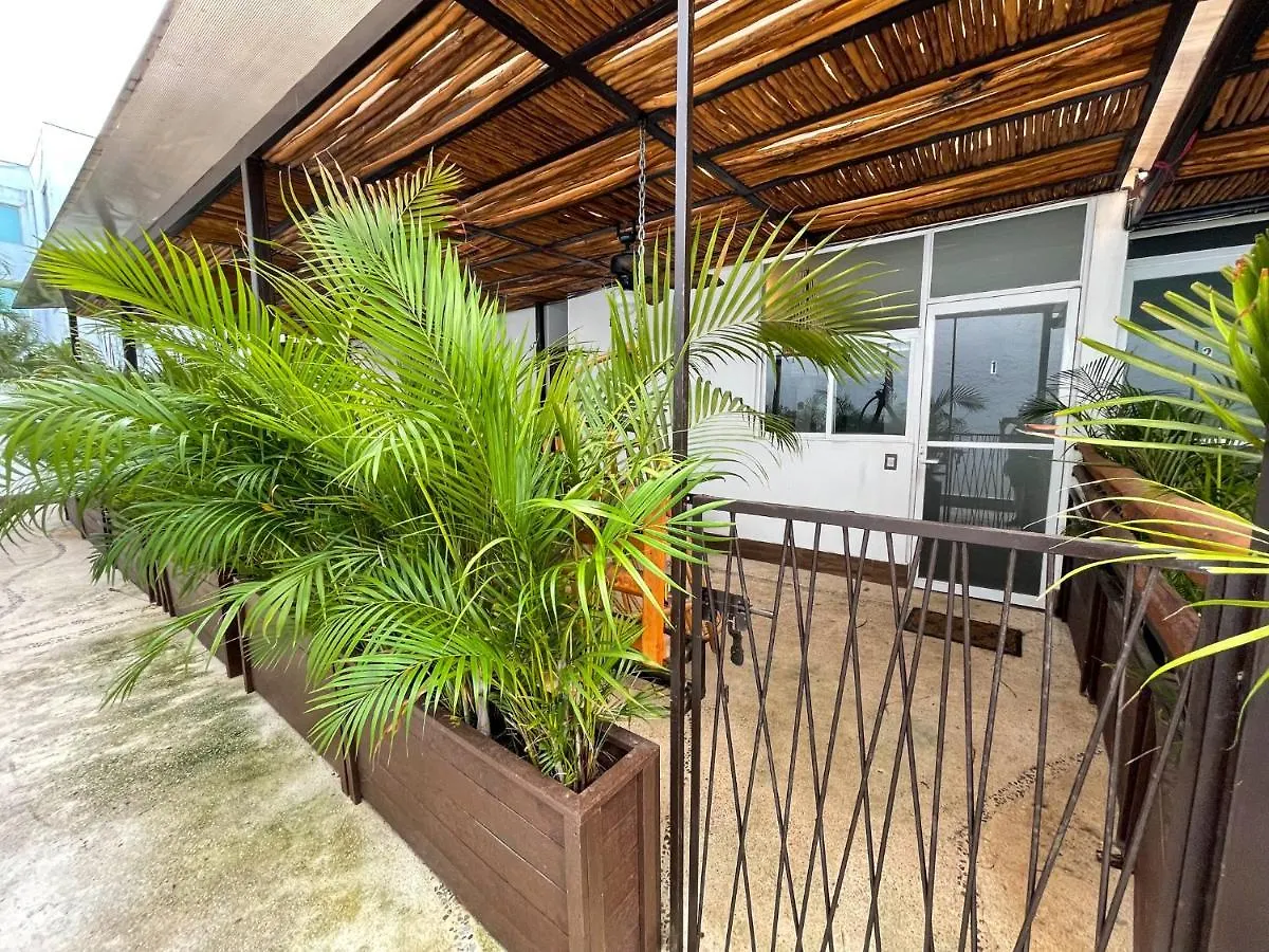 Simply Comfort Stylish Las Palmas Apartments With Pool Playa del Carmen