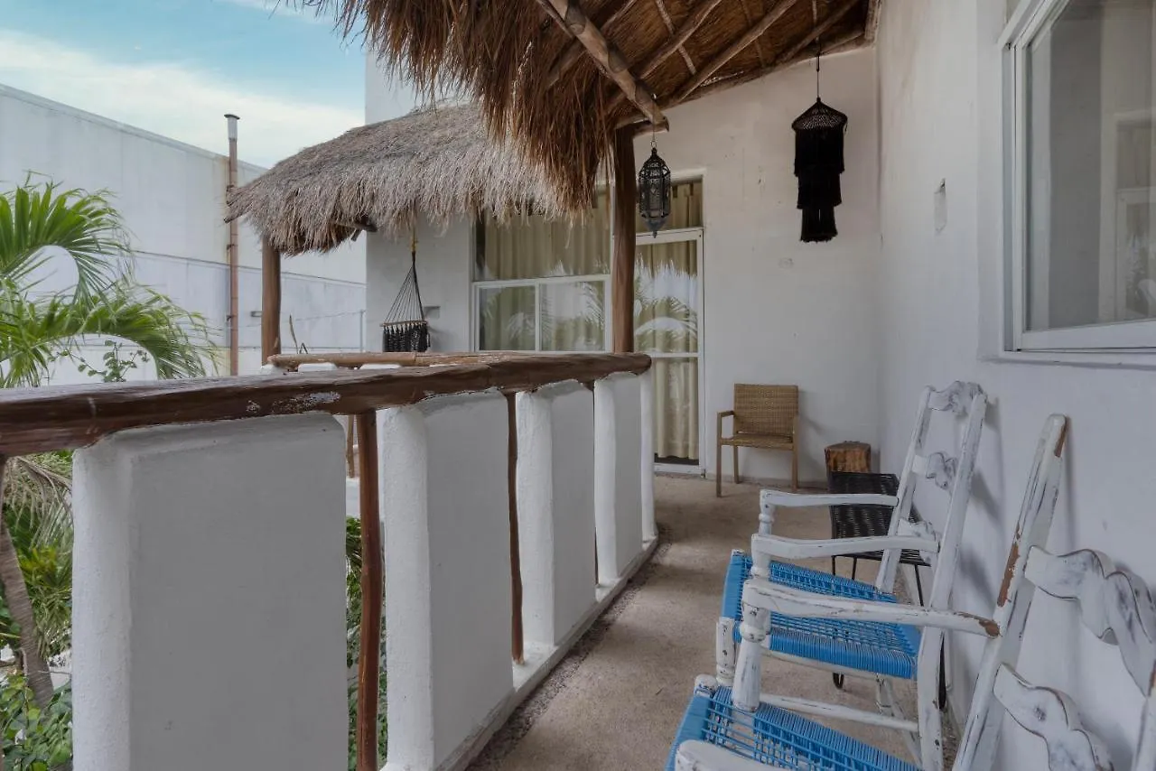 Simply Comfort Stylish Las Palmas Apartments With Pool Playa del Carmen 0*,